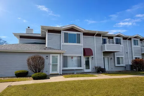 1131 S Sunnyslope #4U, Mount Pleasant, WI 53406