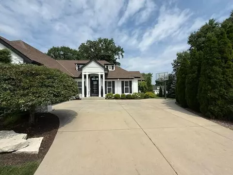 17120 Driftwood, Brookfield, WI 53005