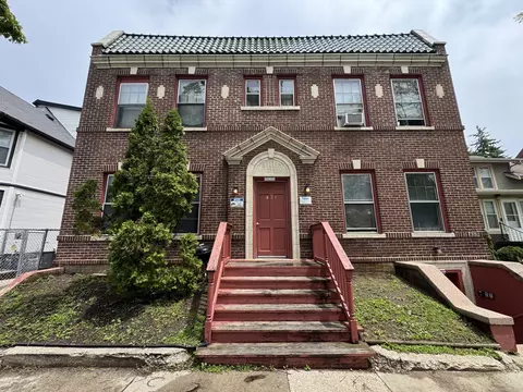 831 College #833, Racine, WI 53403