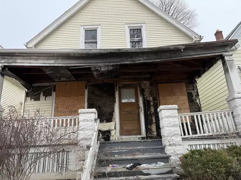 2922 N 17th, Milwaukee, WI 53206