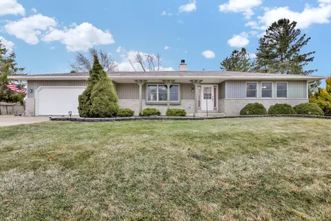 6215 W Leroy, Greenfield, WI 53220