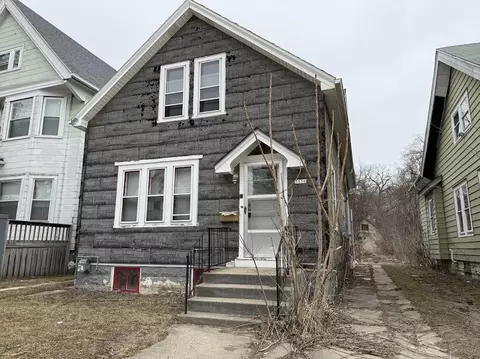 3156 N 6th, Milwaukee, WI 53212