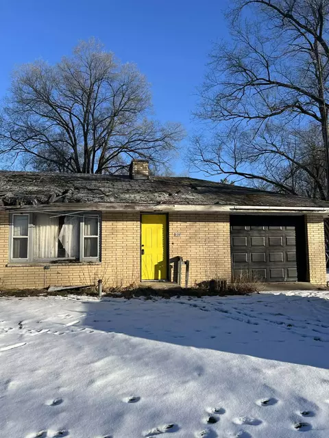 130 E Wood, Oxford, WI 53952