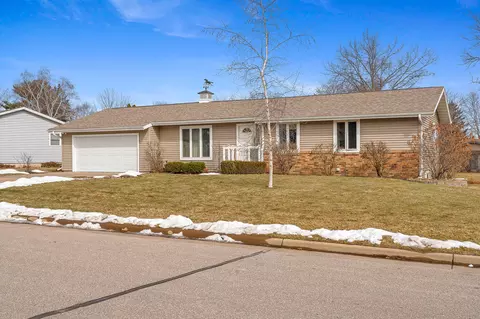 1559 Young, Onalaska, WI 54650