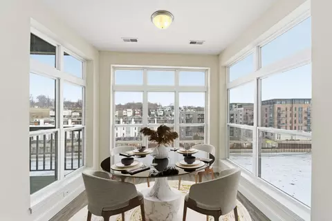 1905 N Water #303, Milwaukee, WI 53202