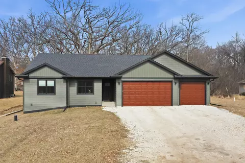 W5591 Briarwood, Sugar Creek, WI 53121