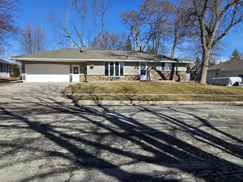 1510 E Wisconsin, Little Chute, WI 54140