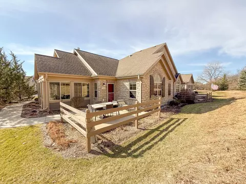 15330 Huff, Brookfield, WI 53005