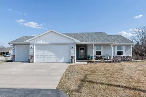 1860 Haas, Kaukauna, WI 54130