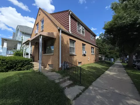2978 S 9th, Milwaukee, WI 53215
