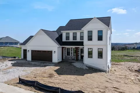 805 Viewpoint, Waukesha, WI 53188