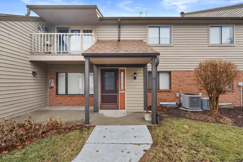3721 W Loomis, Greenfield, WI 53221