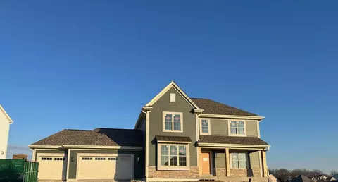 801 Viewpoint, Waukesha, WI 53188