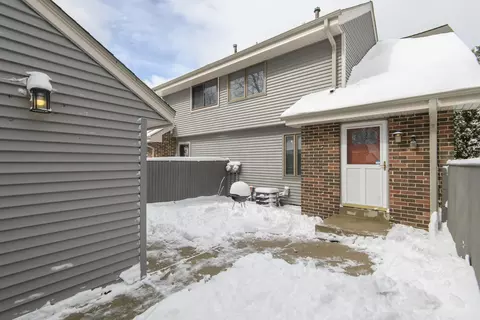 4818 S 19th, Milwaukee, WI 53221