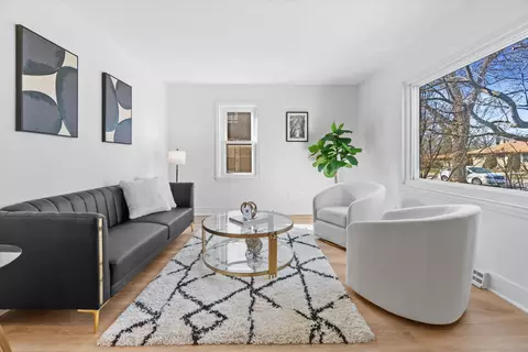 1301 E Norwich, Saint Francis, WI 53235