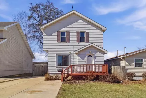 7704 40th, Kenosha, WI 53142