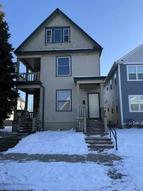 2523 W Garfield #2525, Milwaukee, WI 53205