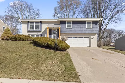 816 Magnolia, Waukesha, WI 53188