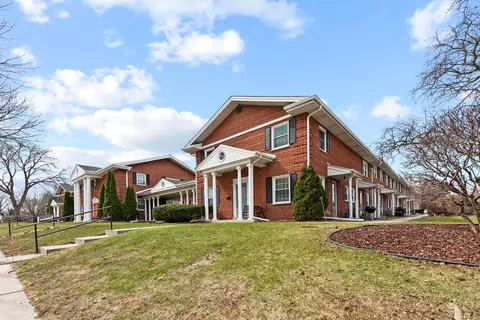 3107 S 122nd #1, West Allis, WI 53227