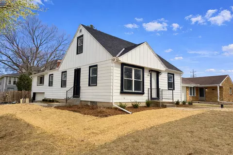 4076 N 93rd, Wauwatosa, WI 53222