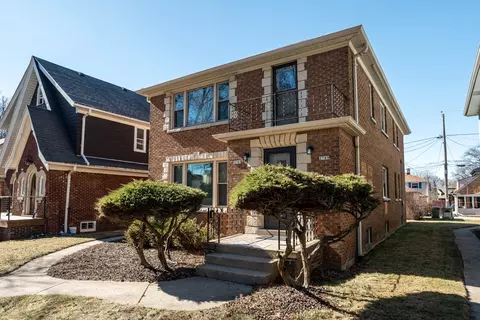 2787 N Sholes #2789, Milwaukee, WI 53210