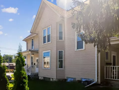 202 S School, Mayville, WI 53050