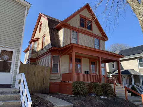 743 S 25th #743A, Milwaukee, WI 53204