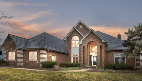10711 Bull Vly, Woodstock, IL 60098