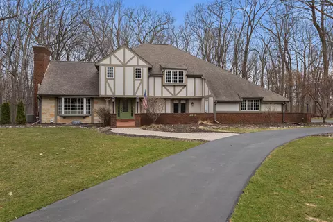 14830 Woodbridge, Brookfield, WI 53005