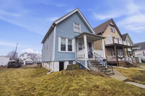 3630 E Barnard, Cudahy, WI 53110