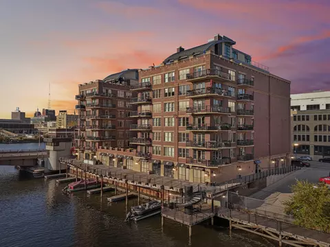 102 N Water #701, Milwaukee, WI 53202