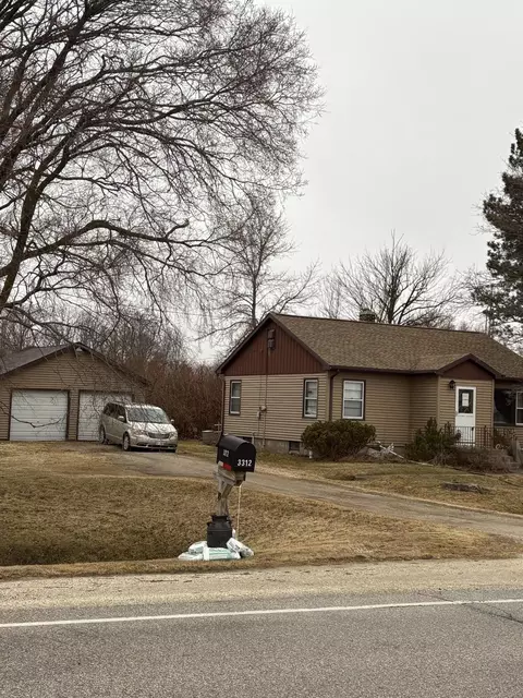 3312 County Highway Cr, Newton, WI 54220