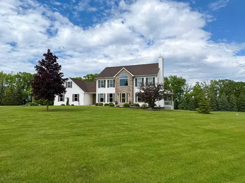 w4087 Parkview Court, Fond Du Lac, WI 54937