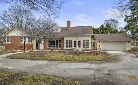 7009 Wellauer, Wauwatosa, WI 53213