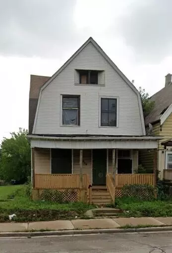 1940 N 27th, Milwaukee, WI 53208