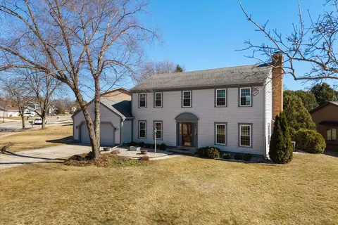269 W Acorn, Grafton, WI 53024