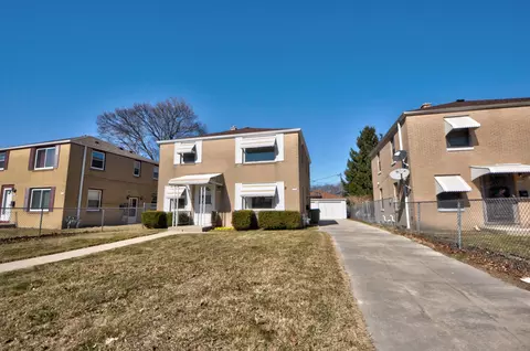 1230 E Howard #1232, Milwaukee, WI 53207