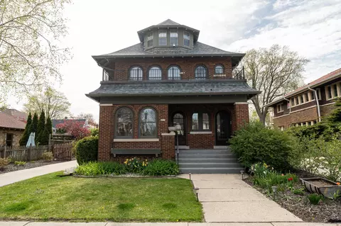 3915 N Downer, Shorewood, WI 53211