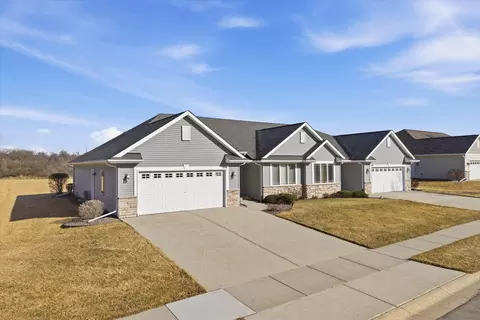 308 E Redding, Belgium, WI 53004