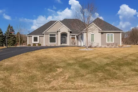 3812 Sparrow Hawk, Colgate, WI 53017