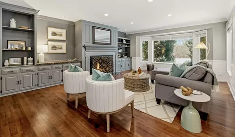 2485 W Fairy Chasm, River Hills, WI 53217