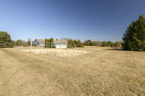 Exterior - s88w34777 Nesting, Eagle, WI 53119 photo 7 of 18