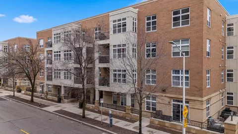 1915 N Water #101, Milwaukee, WI 53202