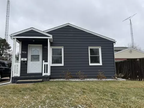 1424 Oregon, Racine, WI 53405