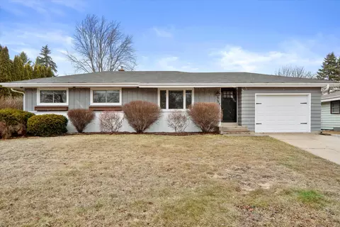 334 Barry, Port Washington, WI 53074
