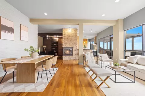 400 N Broadway #1001, Milwaukee, WI 53202