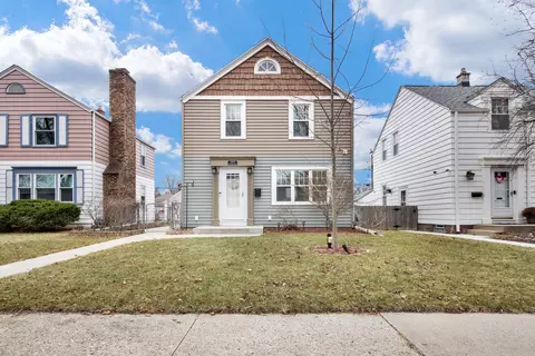3329 S Taylor, Milwaukee, WI 53207