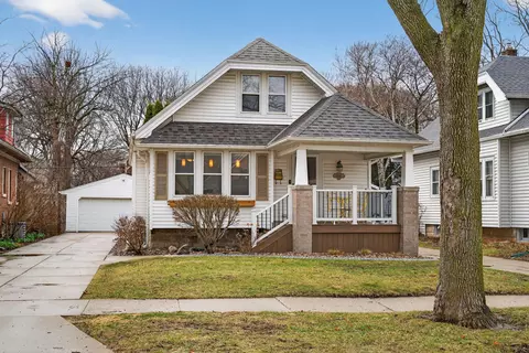 2347 N 85th, Wauwatosa, WI 53226