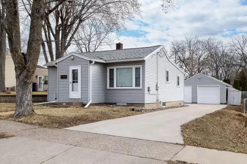 235 9th, Onalaska, WI 54650