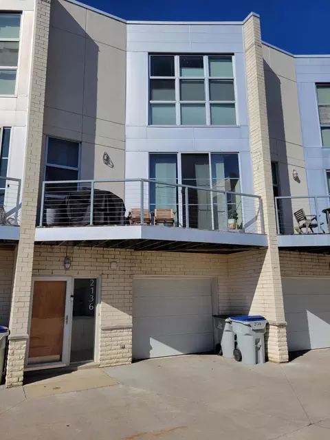 2136 N Commerce, Milwaukee, WI 53212